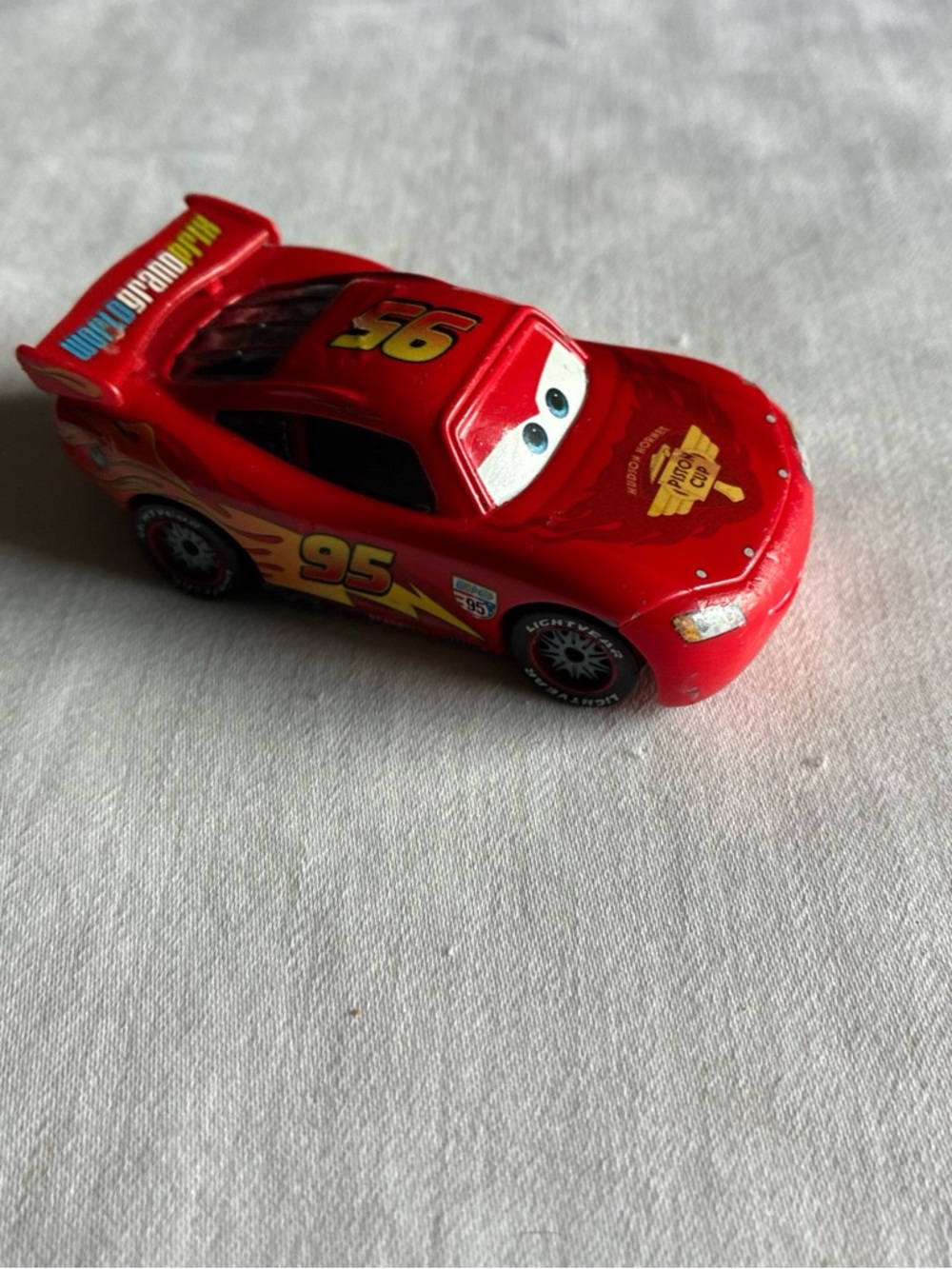 Disney Lightning McQueen Red Racing Car Toy